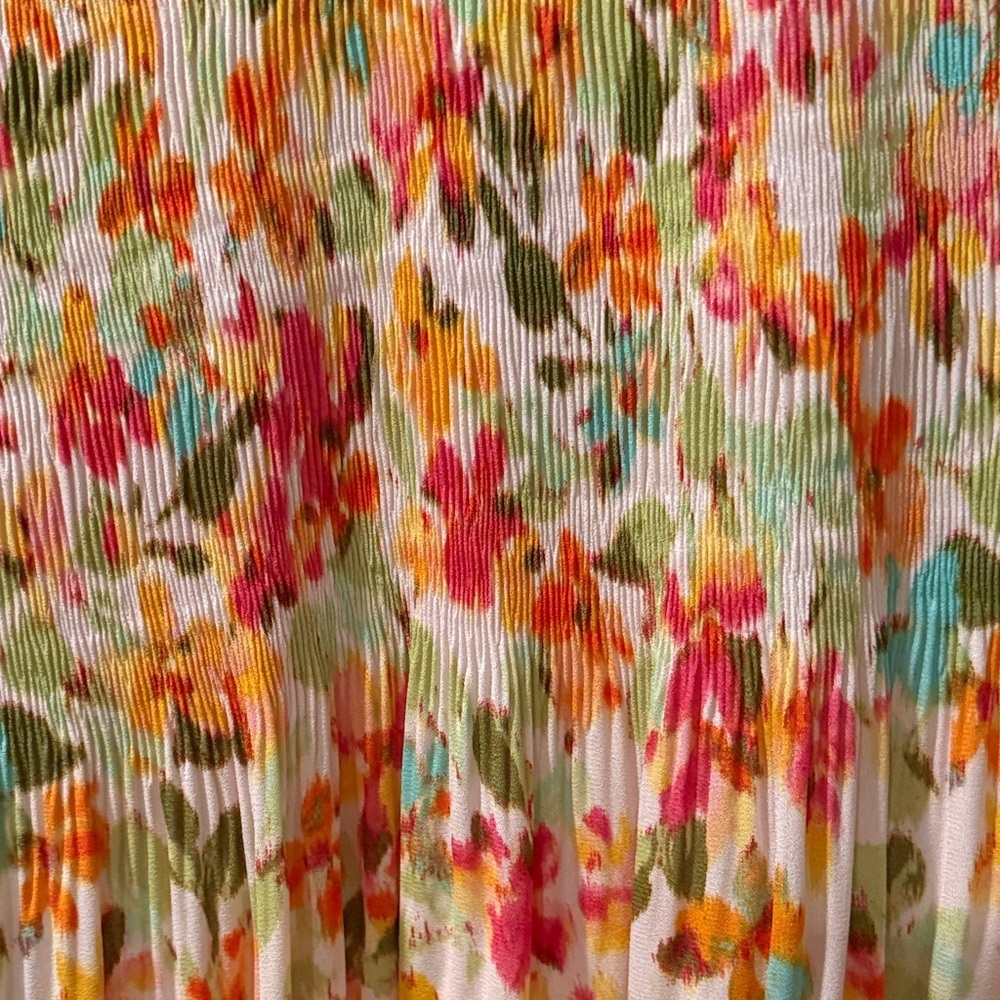 # Emma & Michele 1X Colorful Floral Dress - Picture 3 of 8